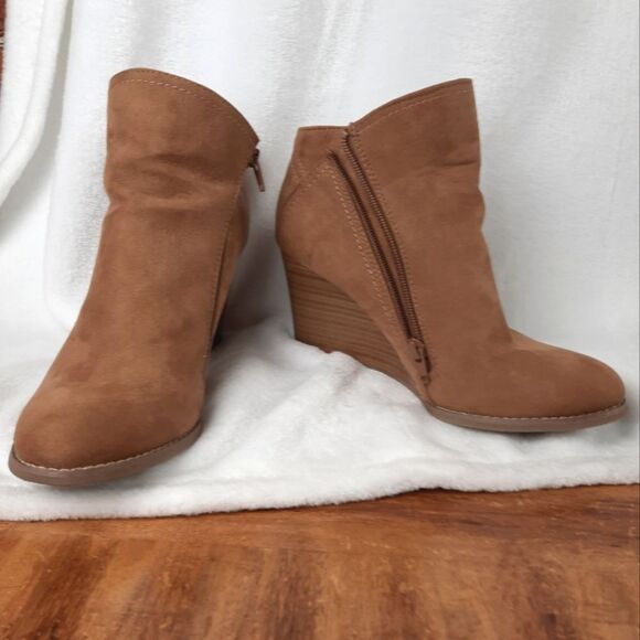 Sonoma Brown Suede Wedge Booties - Picture 10 of 15